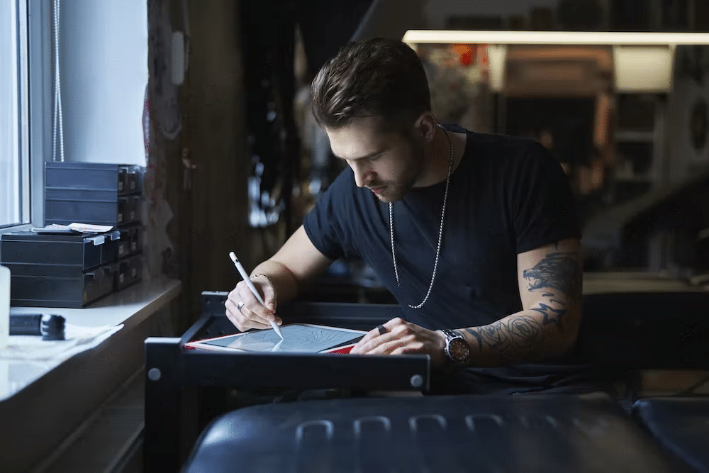Book Top Pearl Lemon Tattoo Talent - Artists For Parties