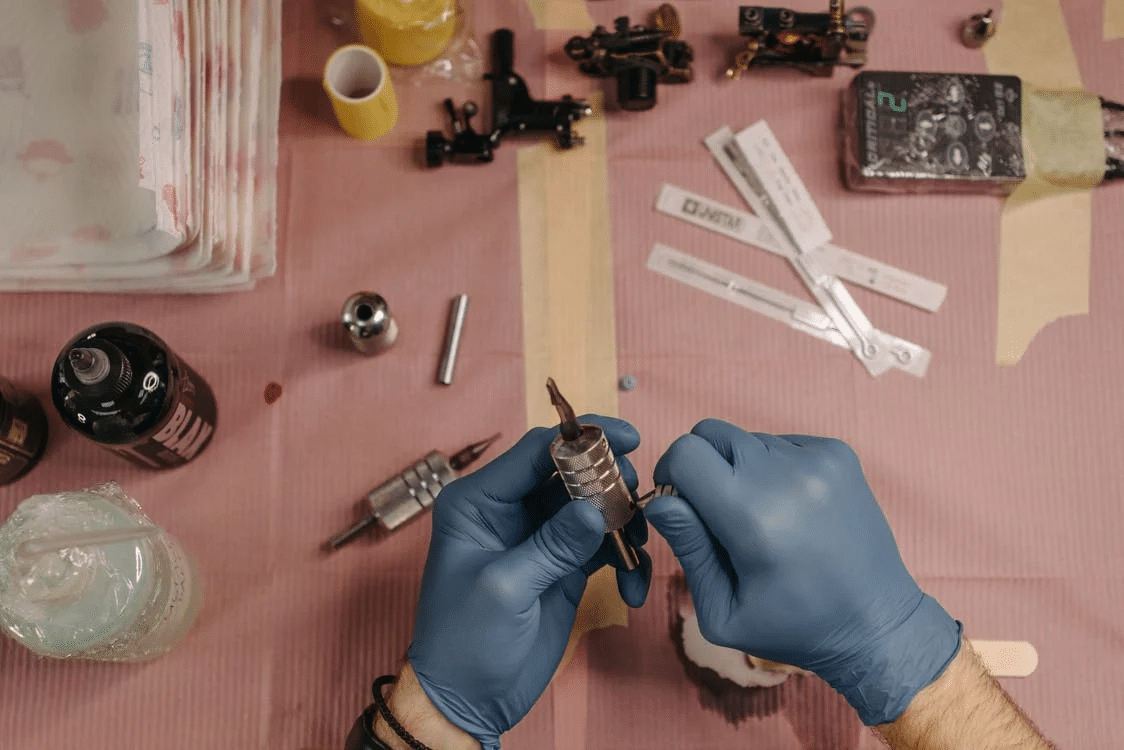 Invisible uv tattoo
